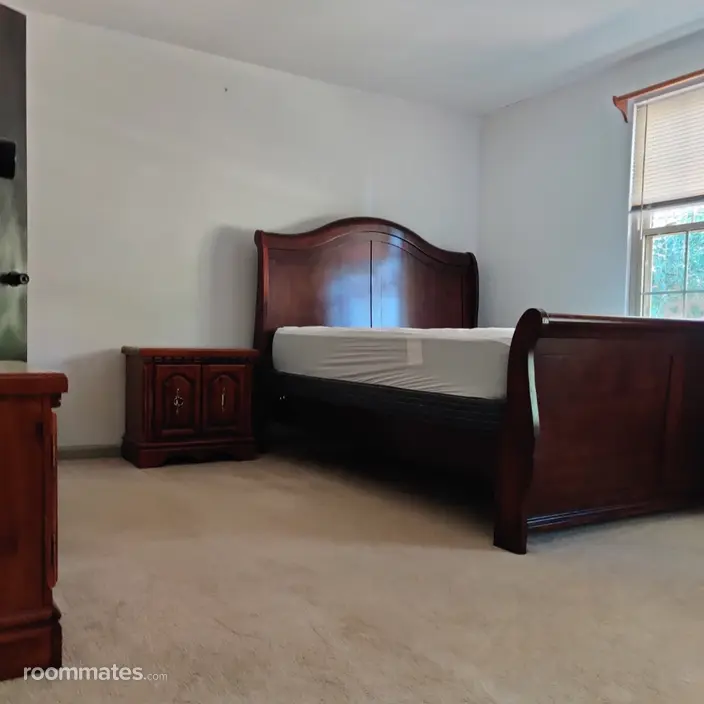 Room for rent in Cary, NC $600, townhouse