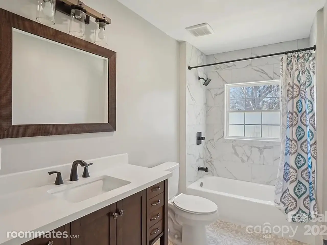 Profile photo 8 of 11