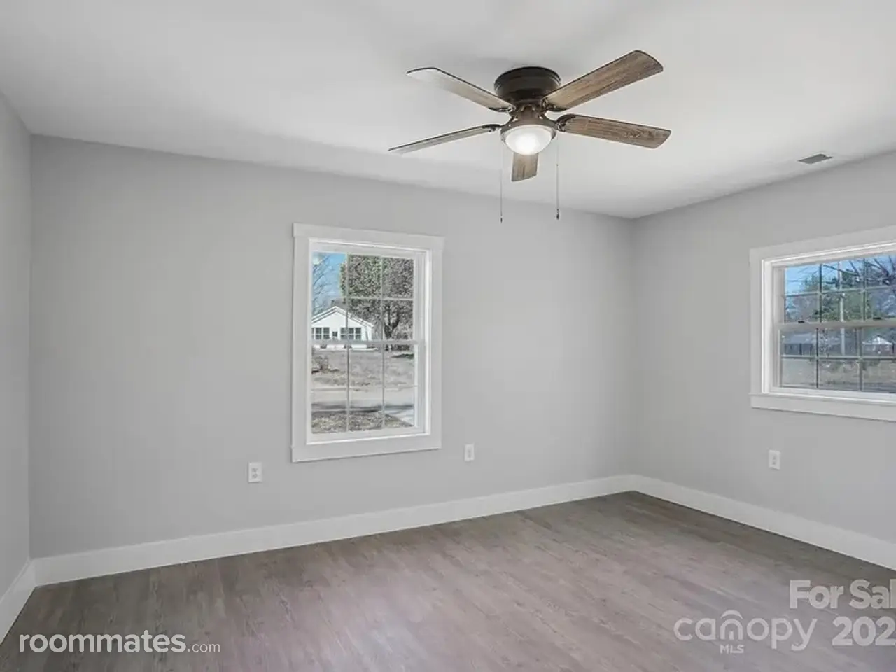 Profile photo 6 of 11