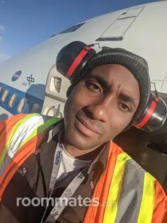 Roommate looking Palmdale, CA, $1600