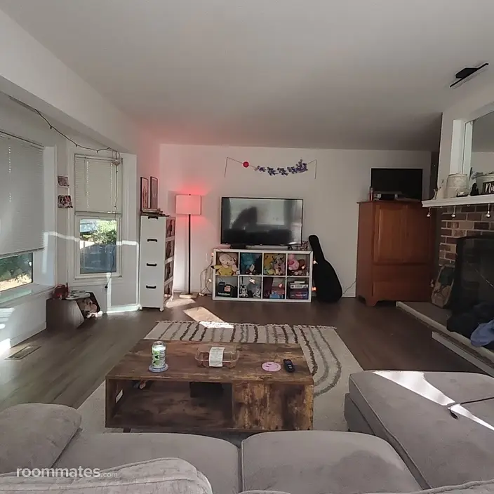 Room for rent in Lynnwood, WA $960, house