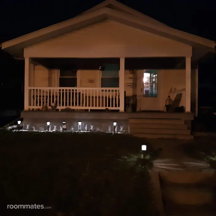Room for rent in Fort Wayne, IN $500, house