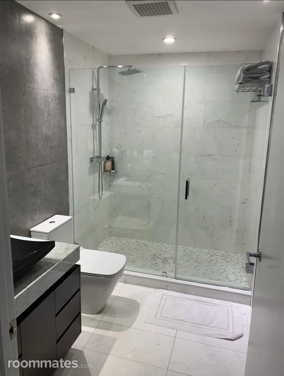 Profile photo 2 of 9