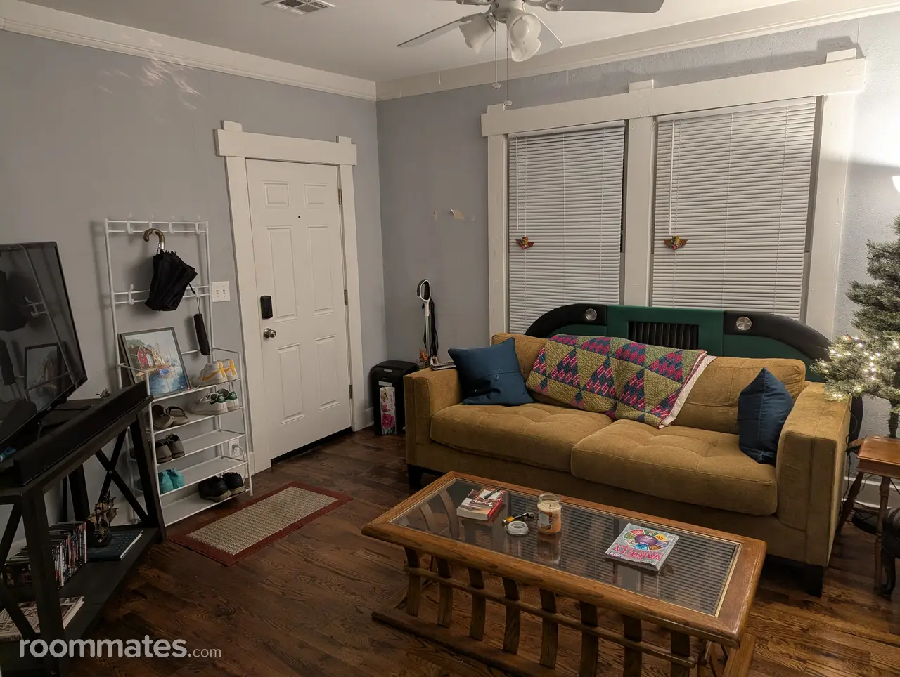 Profile photo 3 of 11