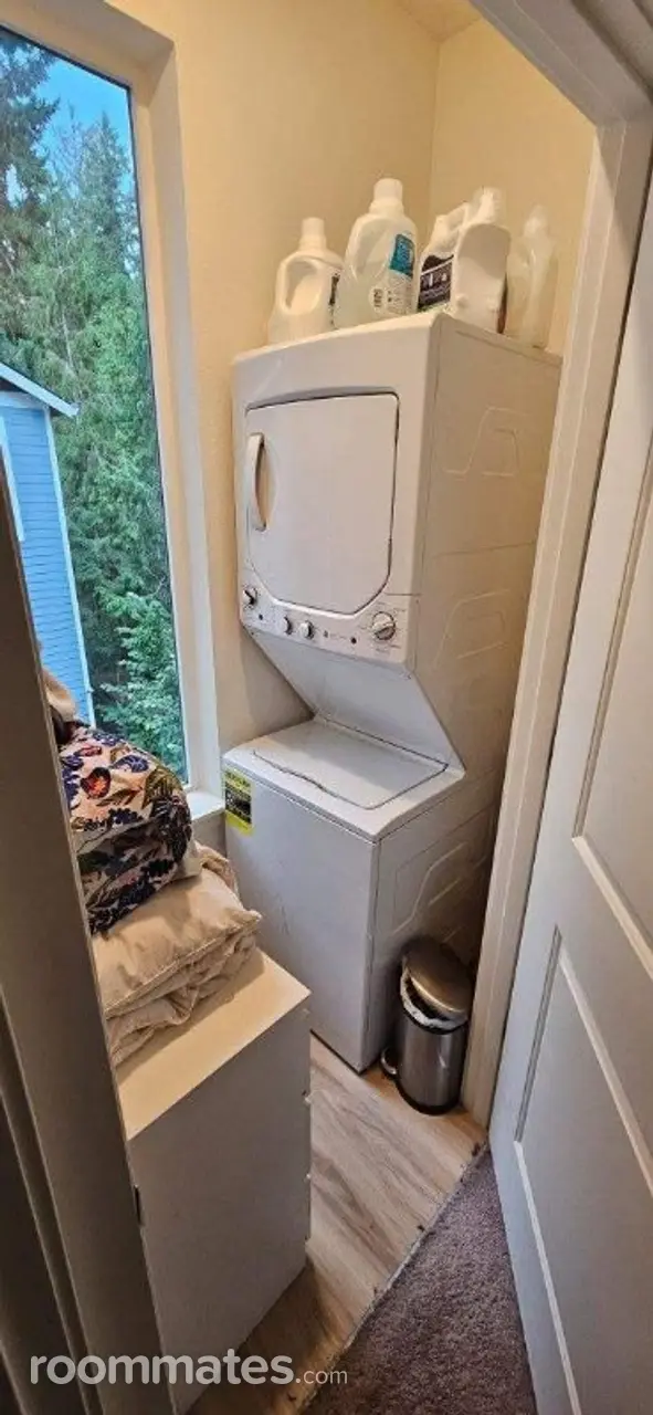 Profile photo 6 of 10