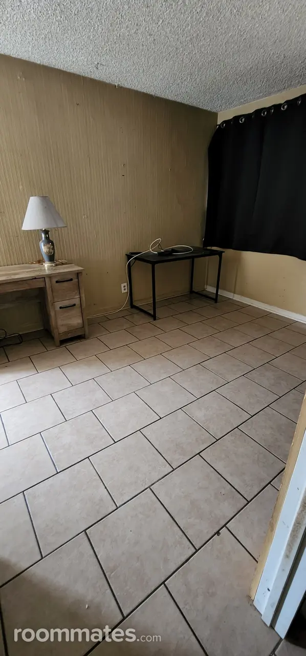 Profile photo 2 of 4