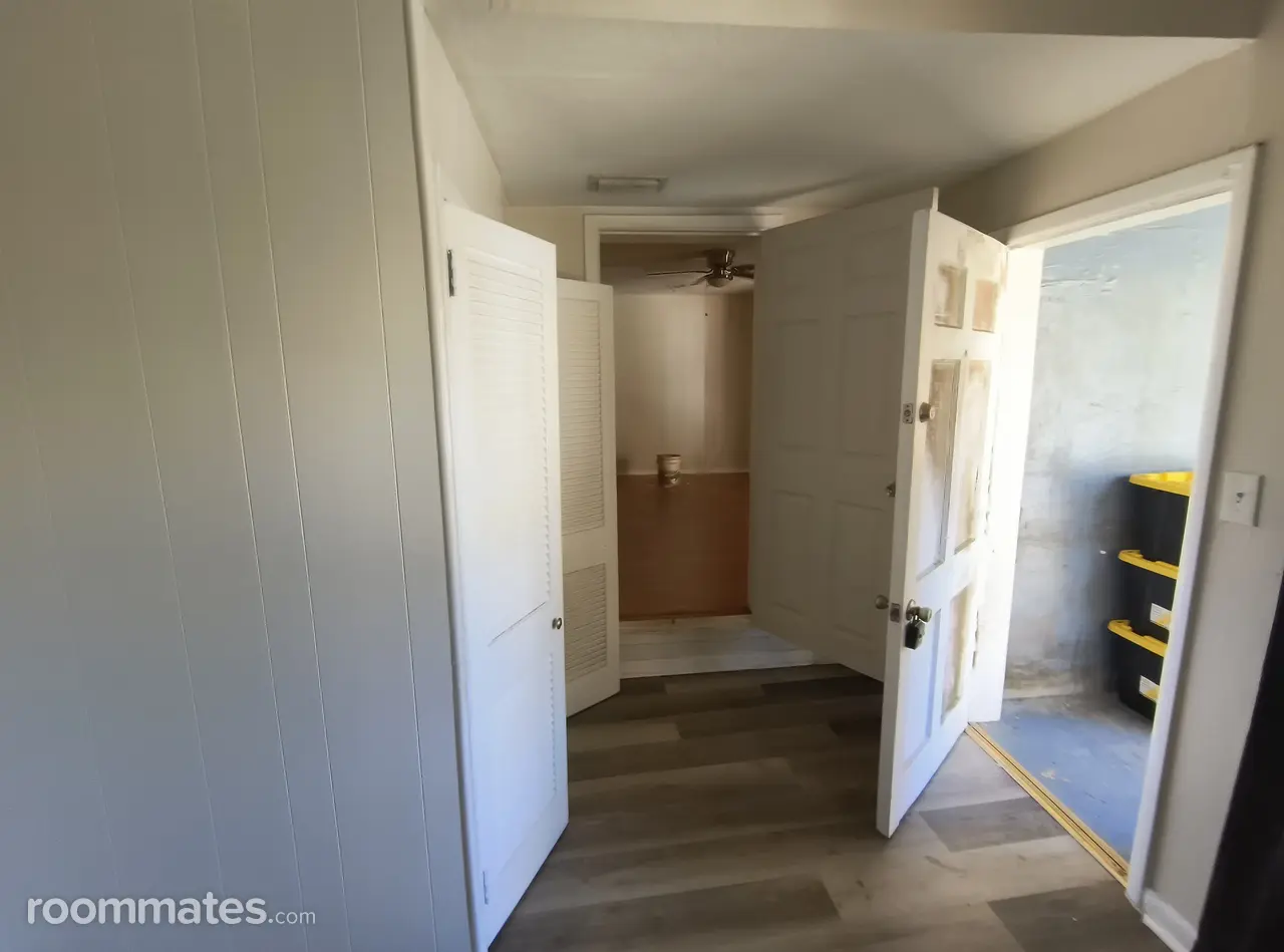 Profile photo 3 of 5