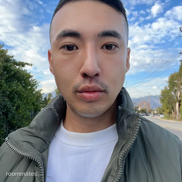 Roommate looking Monterey Park, CA, $1000