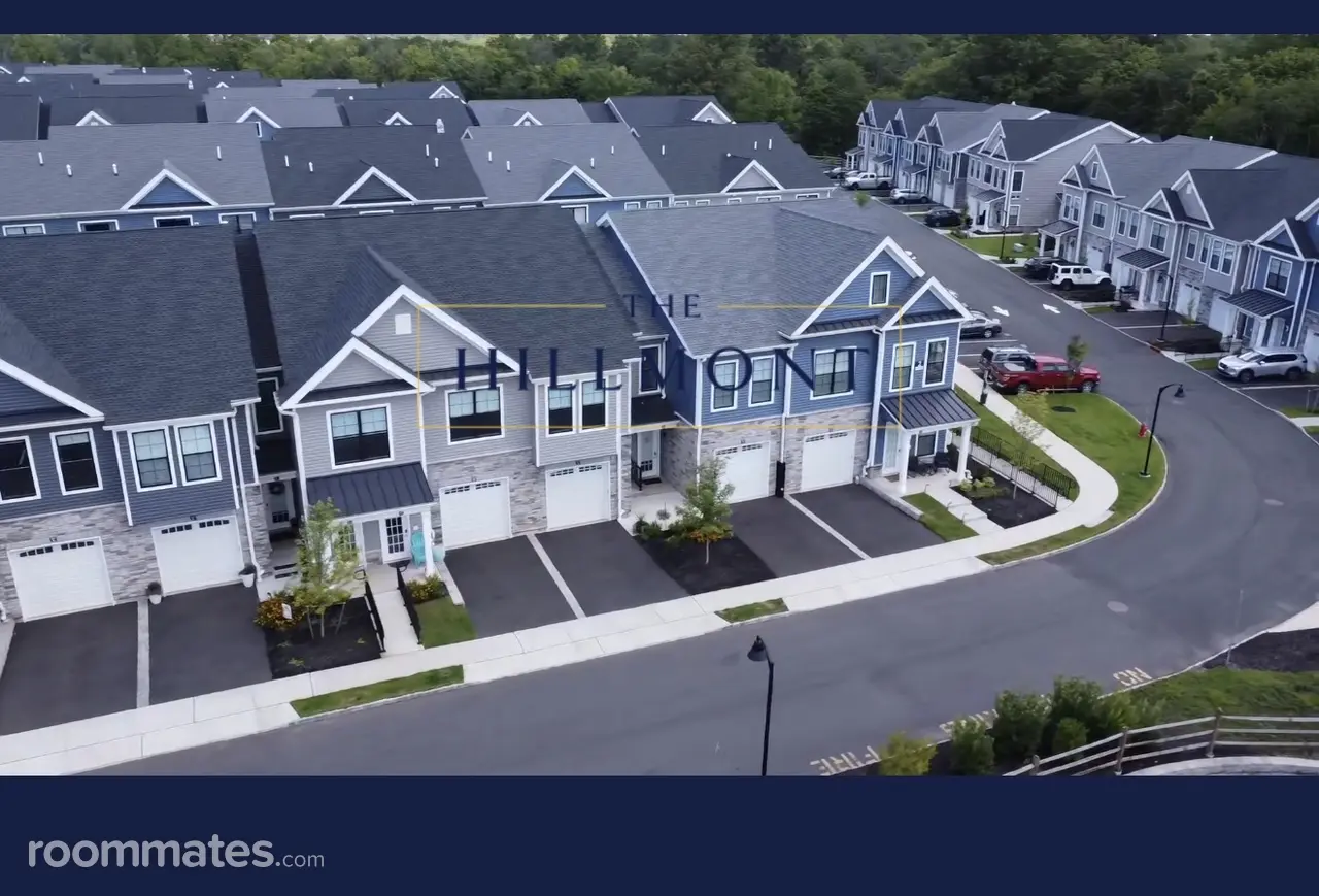 Profile photo 5 of 10