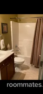 Room for rent in Brookhaven, GA $1000, condo