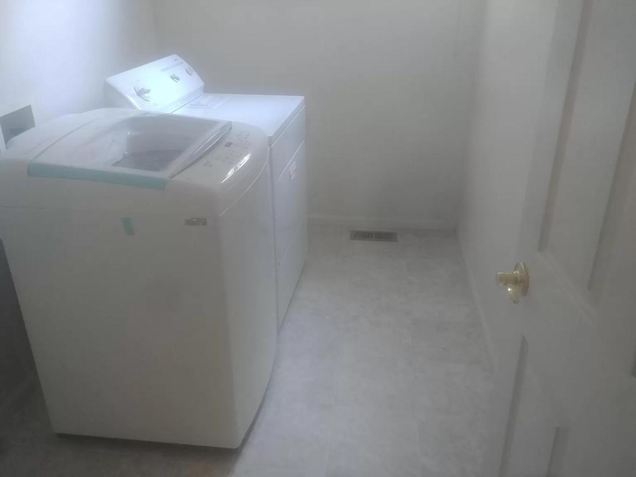 Profile photo 7 of 10