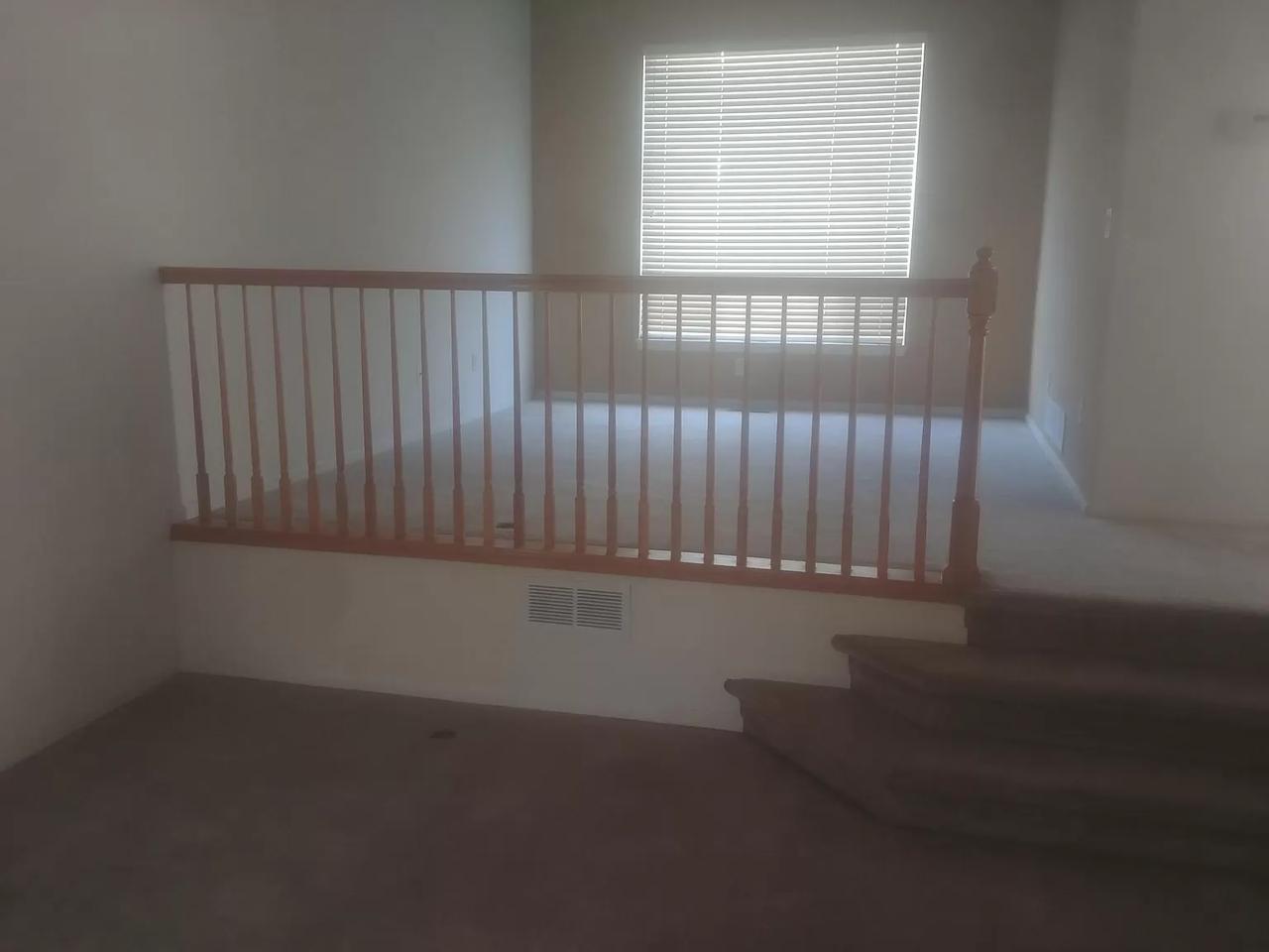 Profile photo 6 of 10