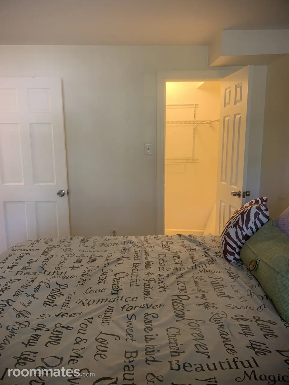 Profile photo 1 of 7