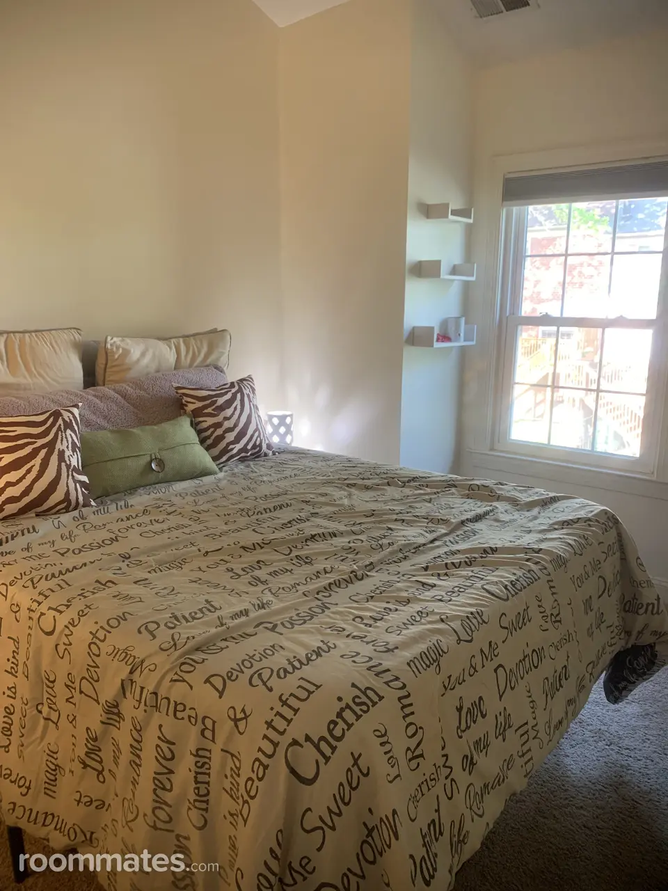 Profile photo 3 of 7