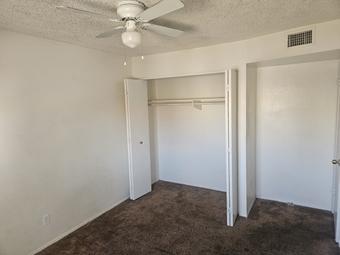 Room for rent in Phoenix, AZ $700, townhouse