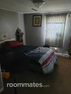 Room for rent in Crystal Lake, IL $600, house