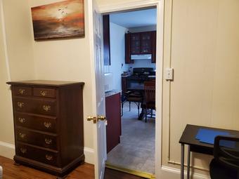 Room for rent in Waterbury, CT $725, house