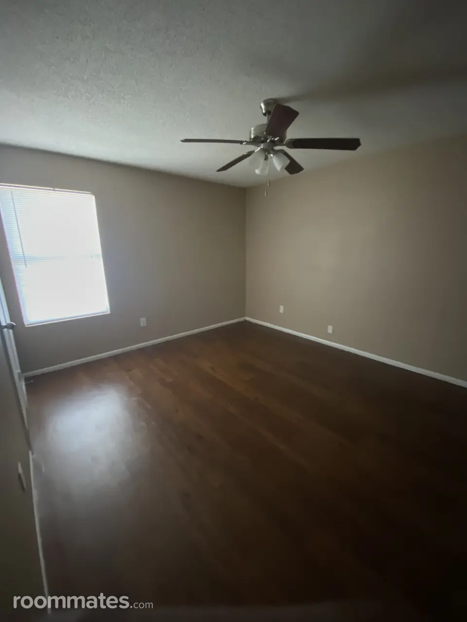 Profile photo 1 of 3