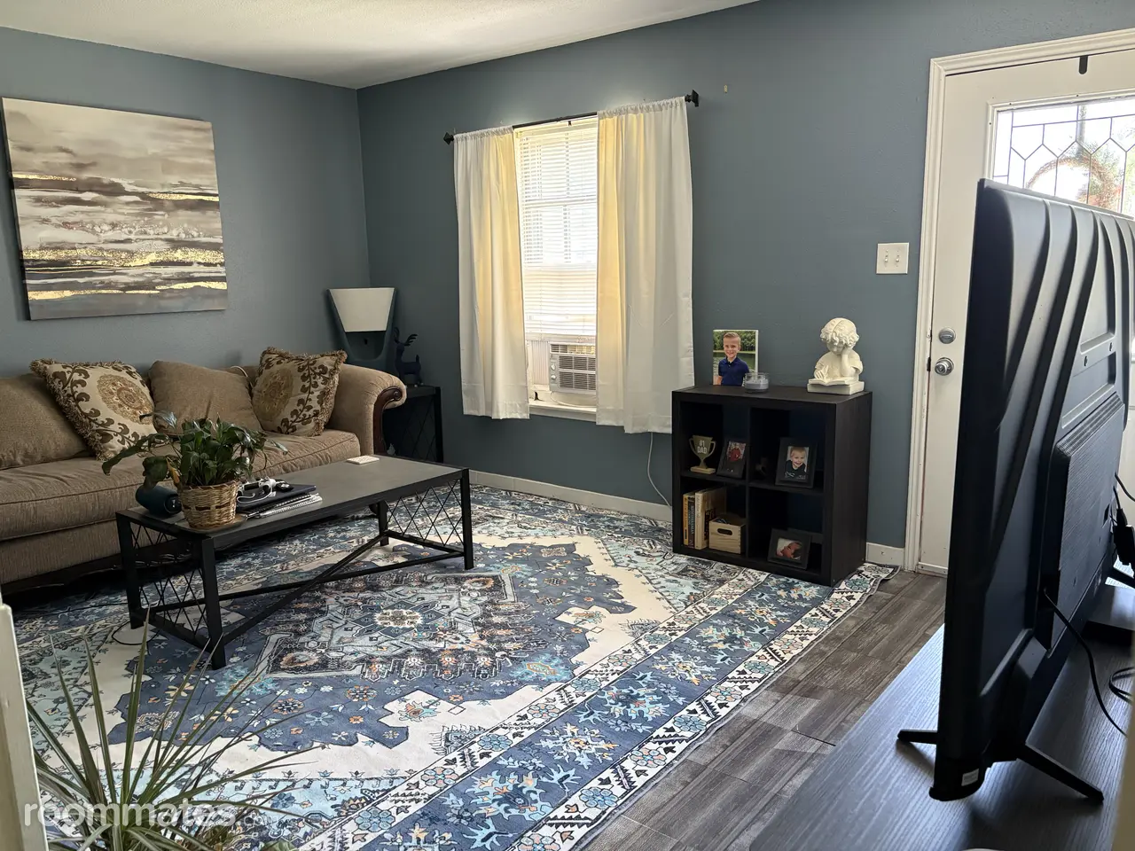 Profile photo 5 of 6