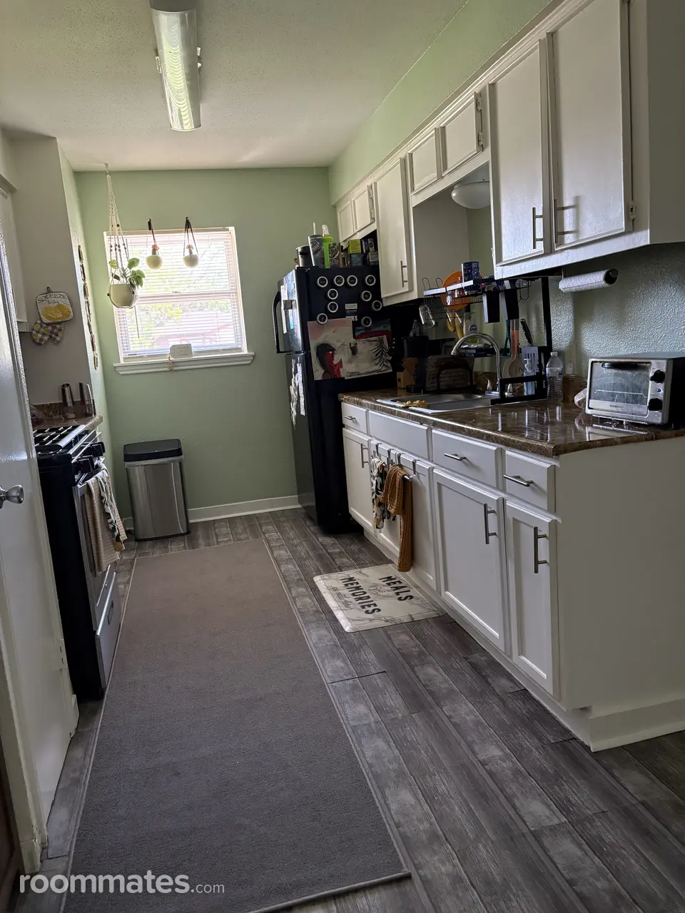 Profile photo 3 of 6