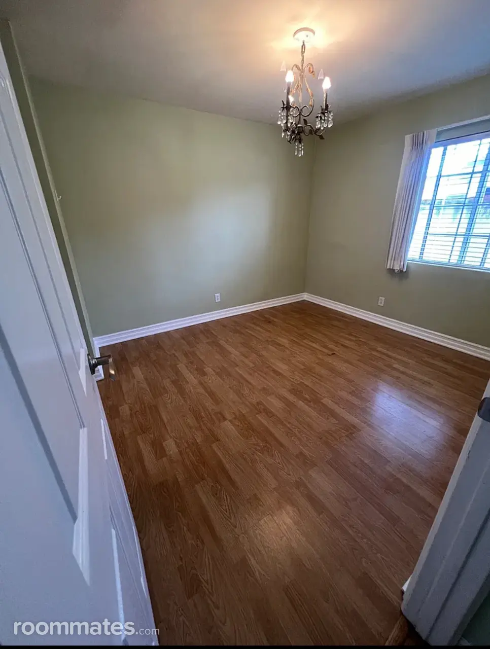 Profile photo 2 of 8