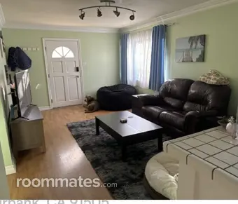 Room for rent in Burbank, CA $1250, house
