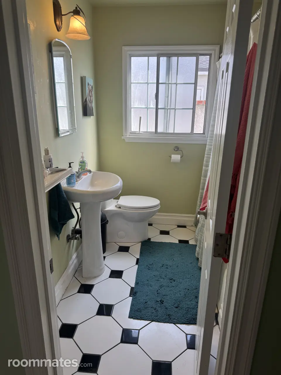 Profile photo 3 of 8