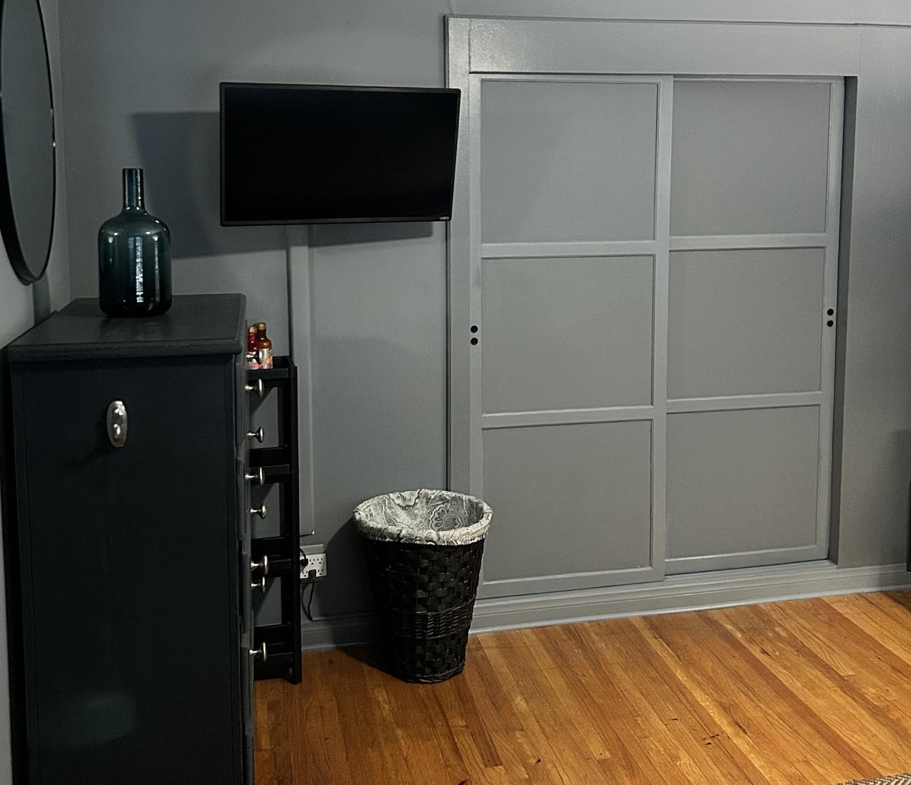 Profile photo 2 of 3