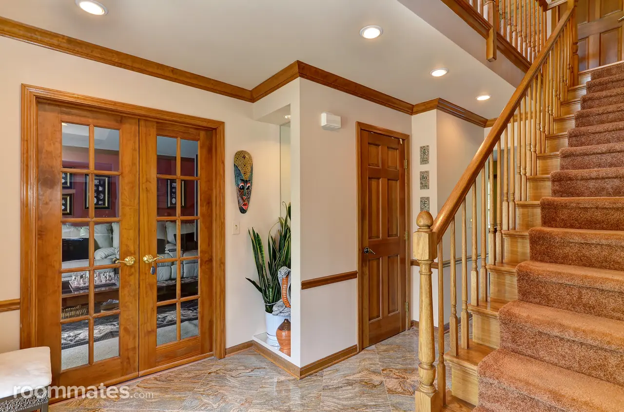 Profile photo 1 of 20