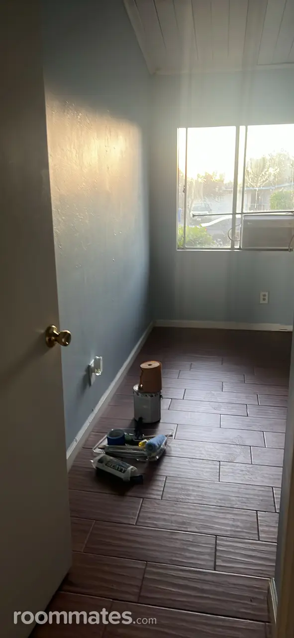 Profile photo 4 of 5