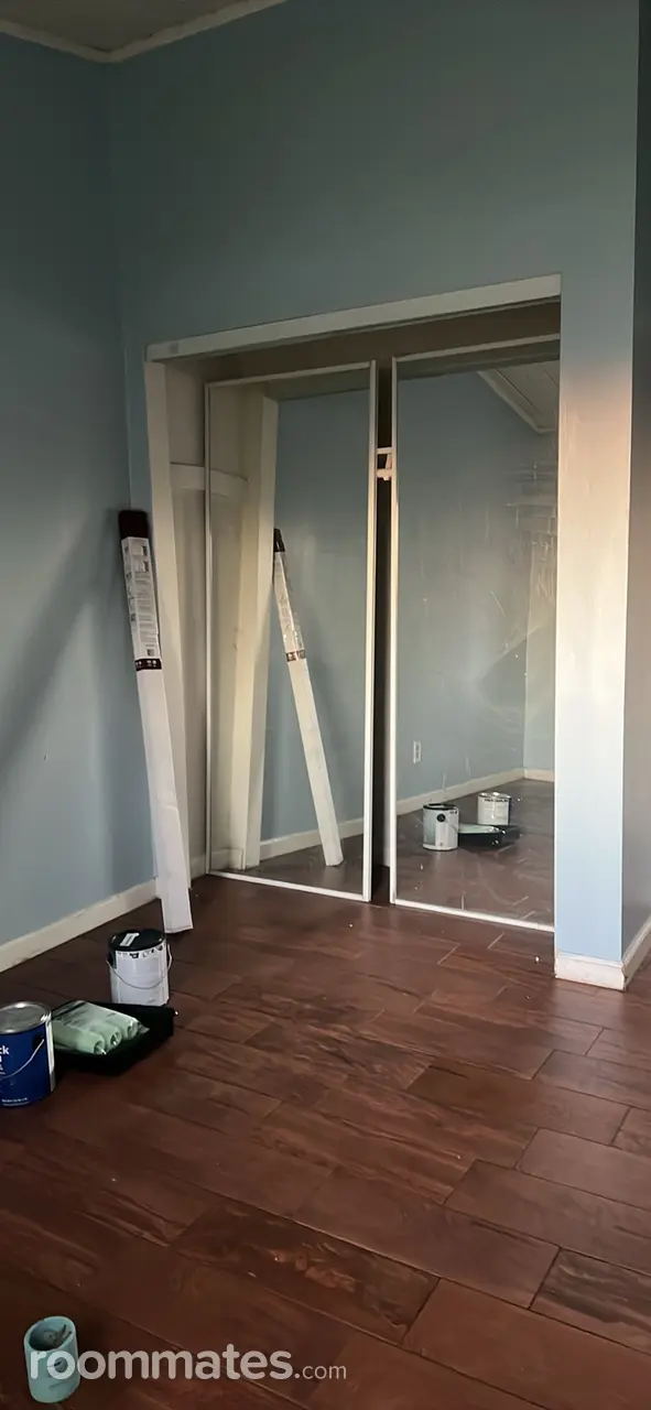 Profile photo 3 of 5