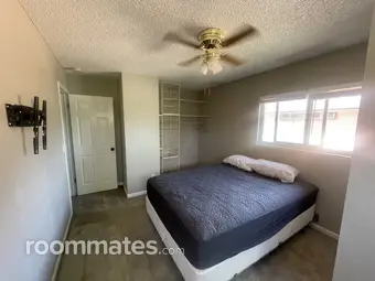 Room for rent in Sacramento, CA $850, house