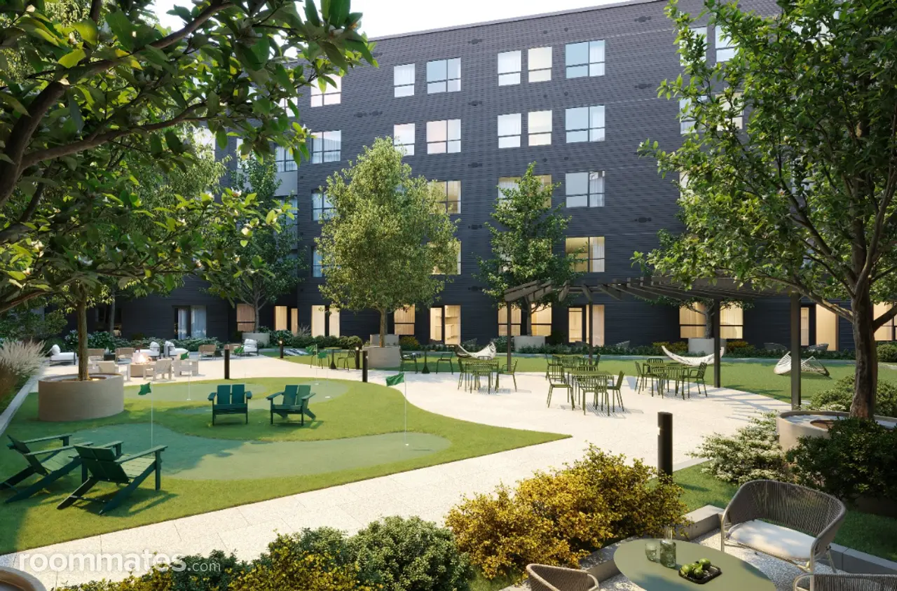 Profile photo 4 of 11