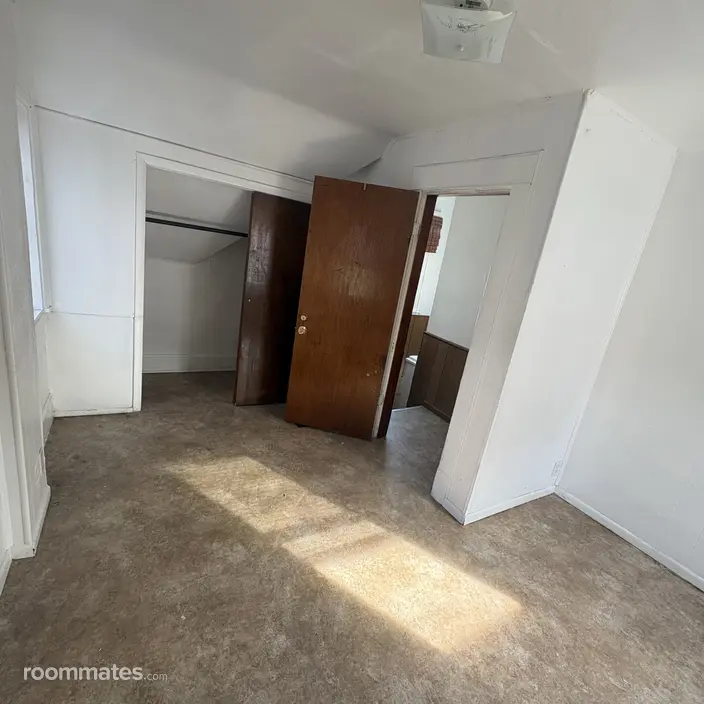 Room for rent in Middletown, OH $600, house