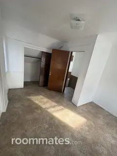 Room for rent in Middletown, OH $700, house