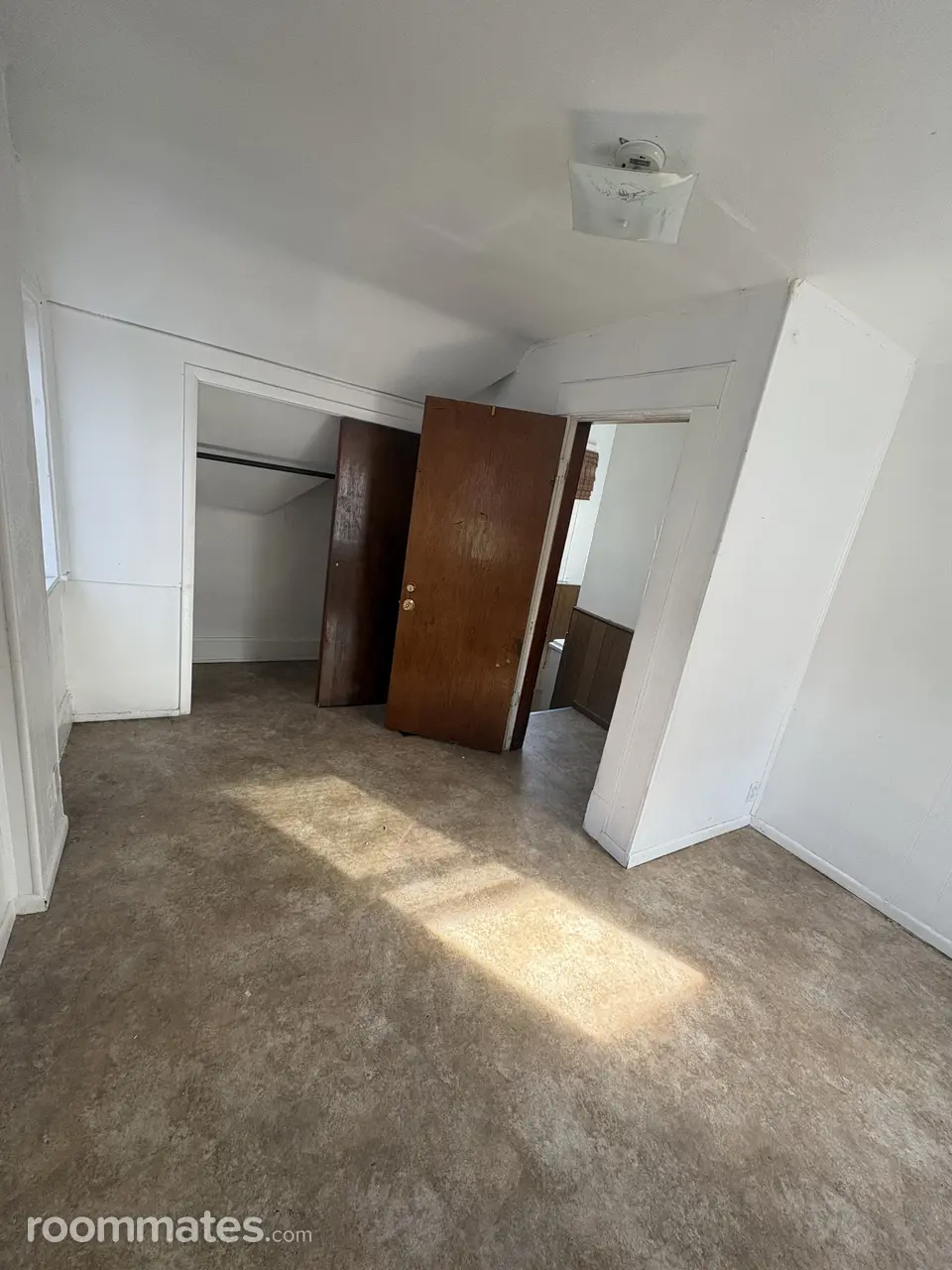 Profile photo 1 of 7