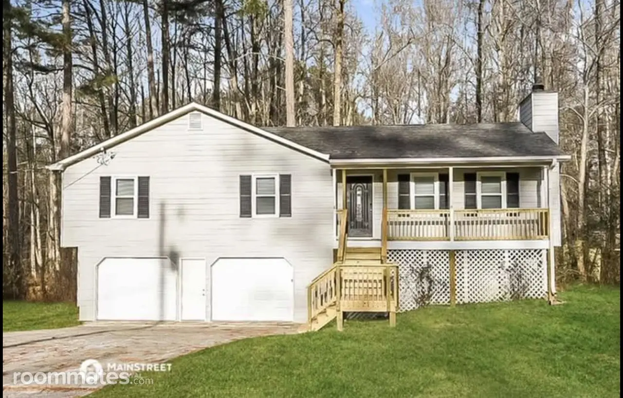 Profile photo 3 of 14