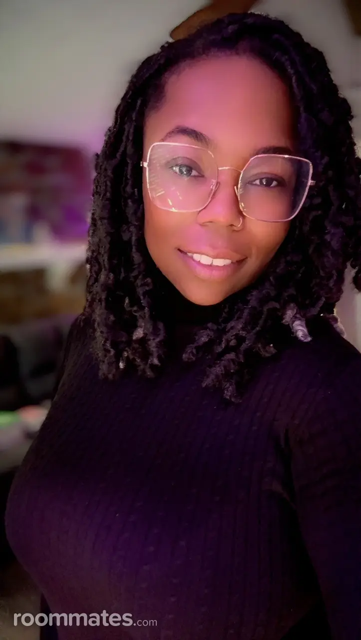 Profile photo 12 of 14