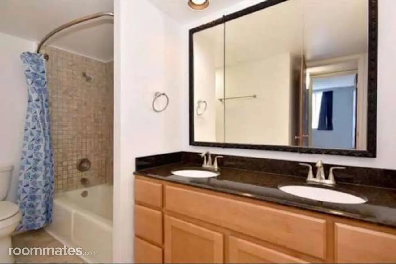 Profile photo 4 of 9