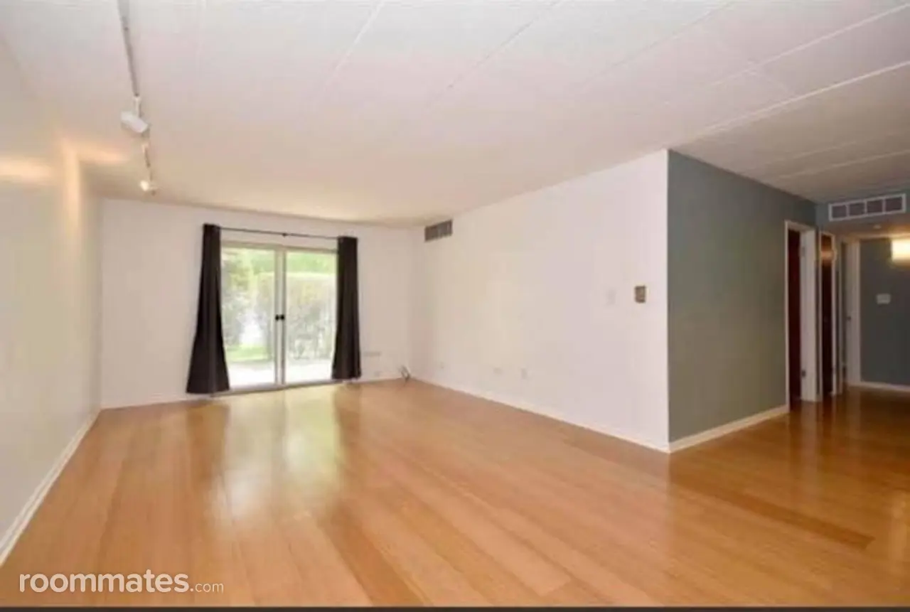 Profile photo 5 of 9