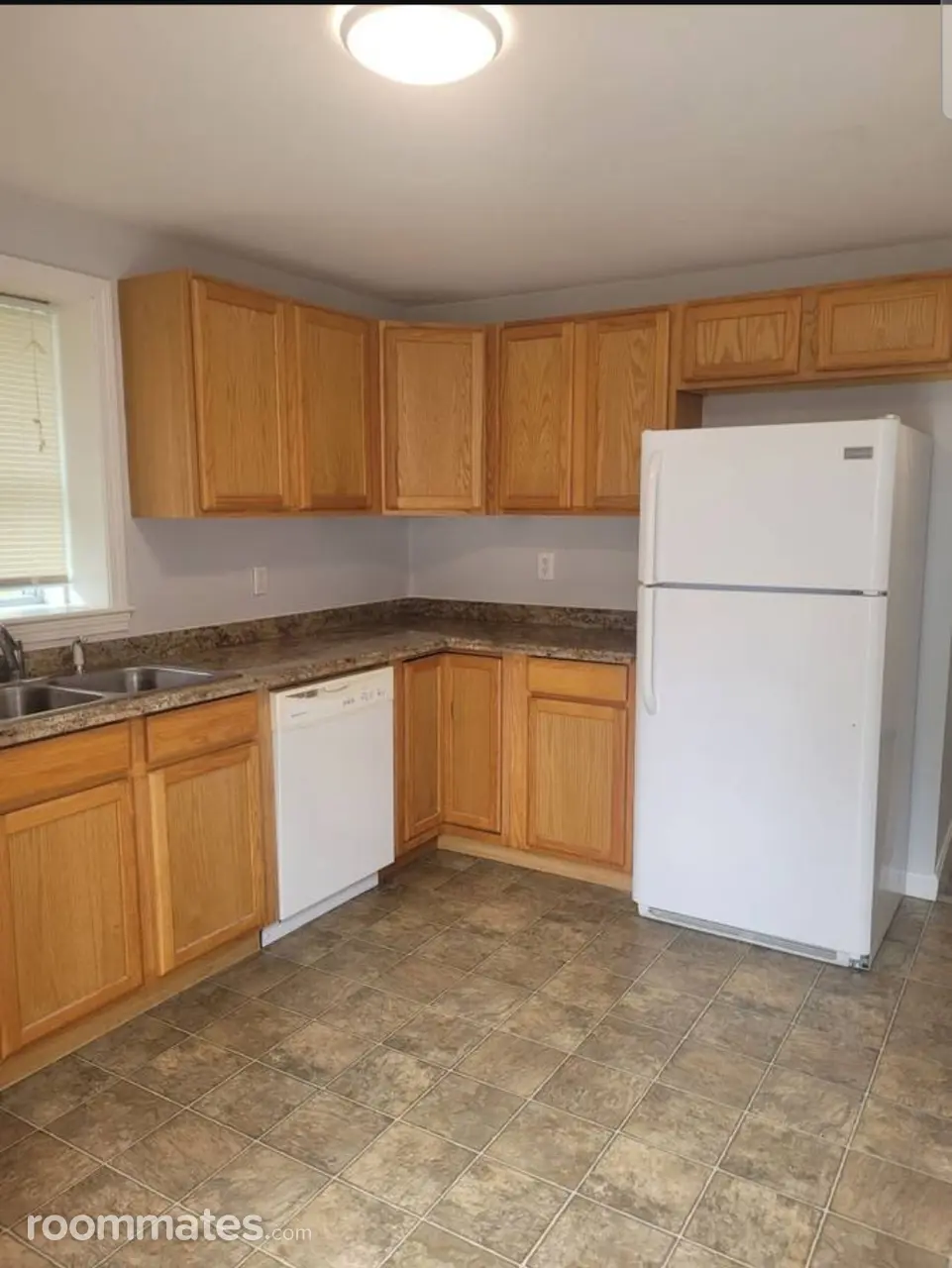 Profile photo 4 of 7