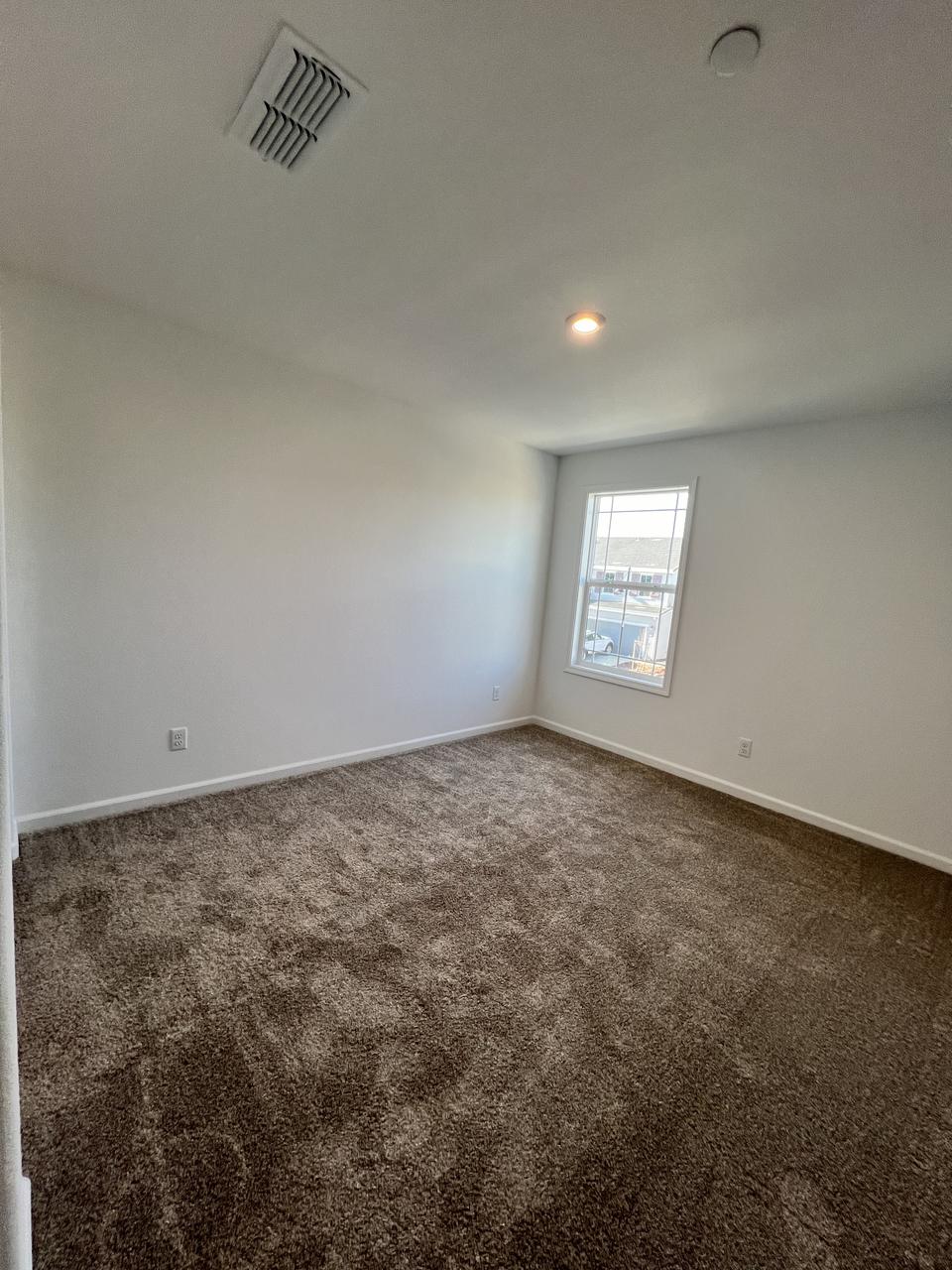 Profile photo 6 of 8