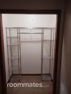 Room for rent in South Bend, IN $700, house