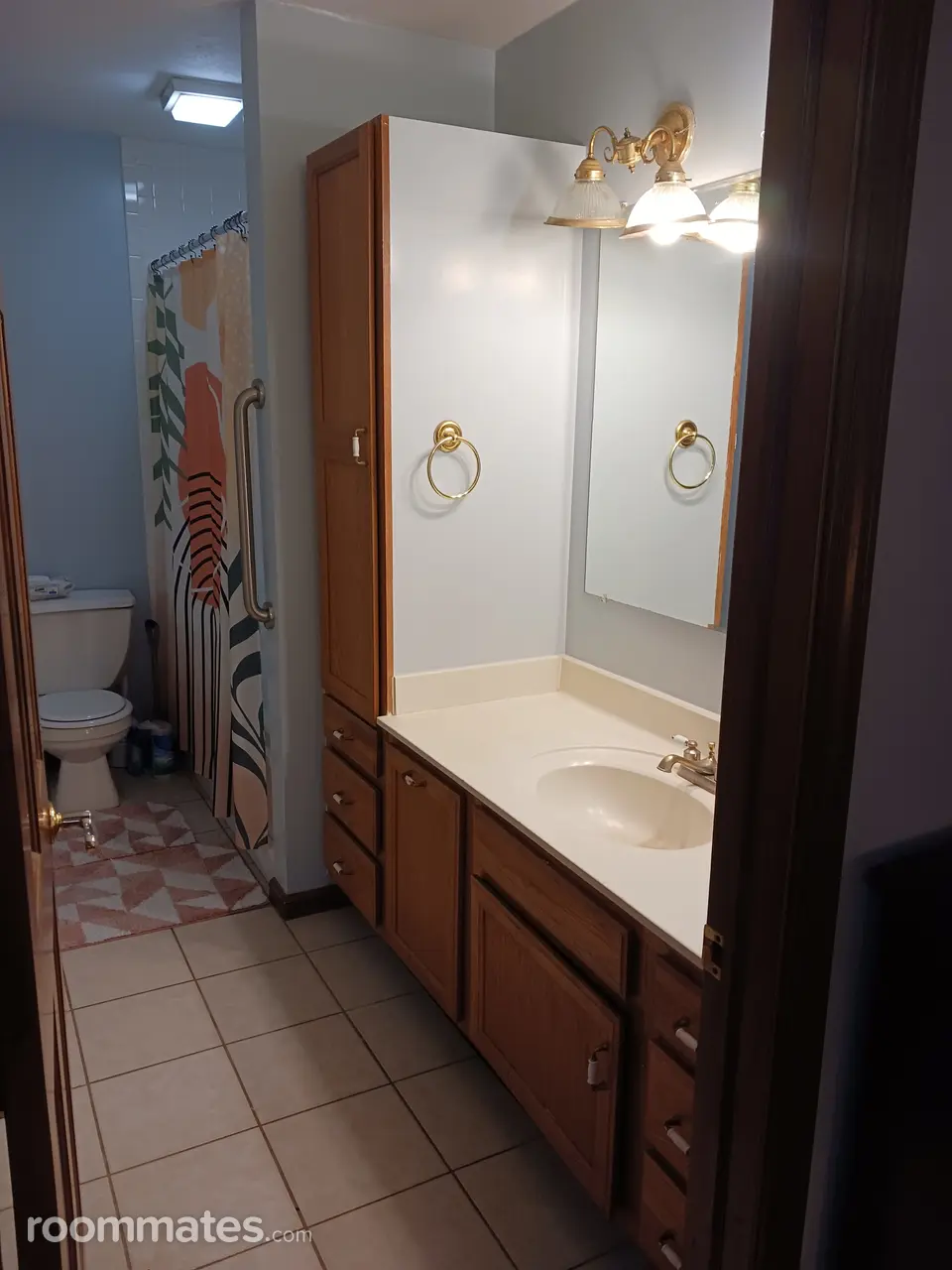 Profile photo 2 of 4