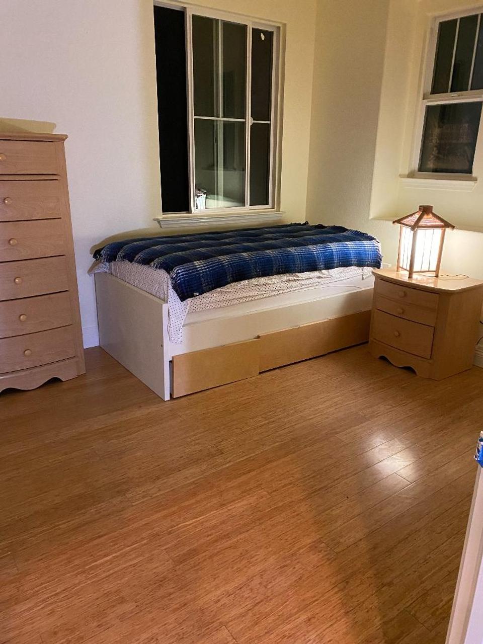 Profile photo 12 of 20