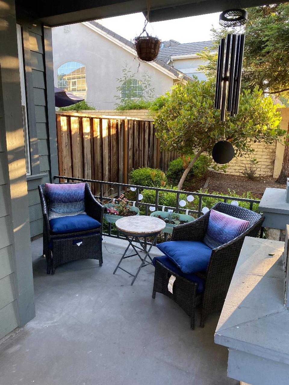 Profile photo 16 of 20