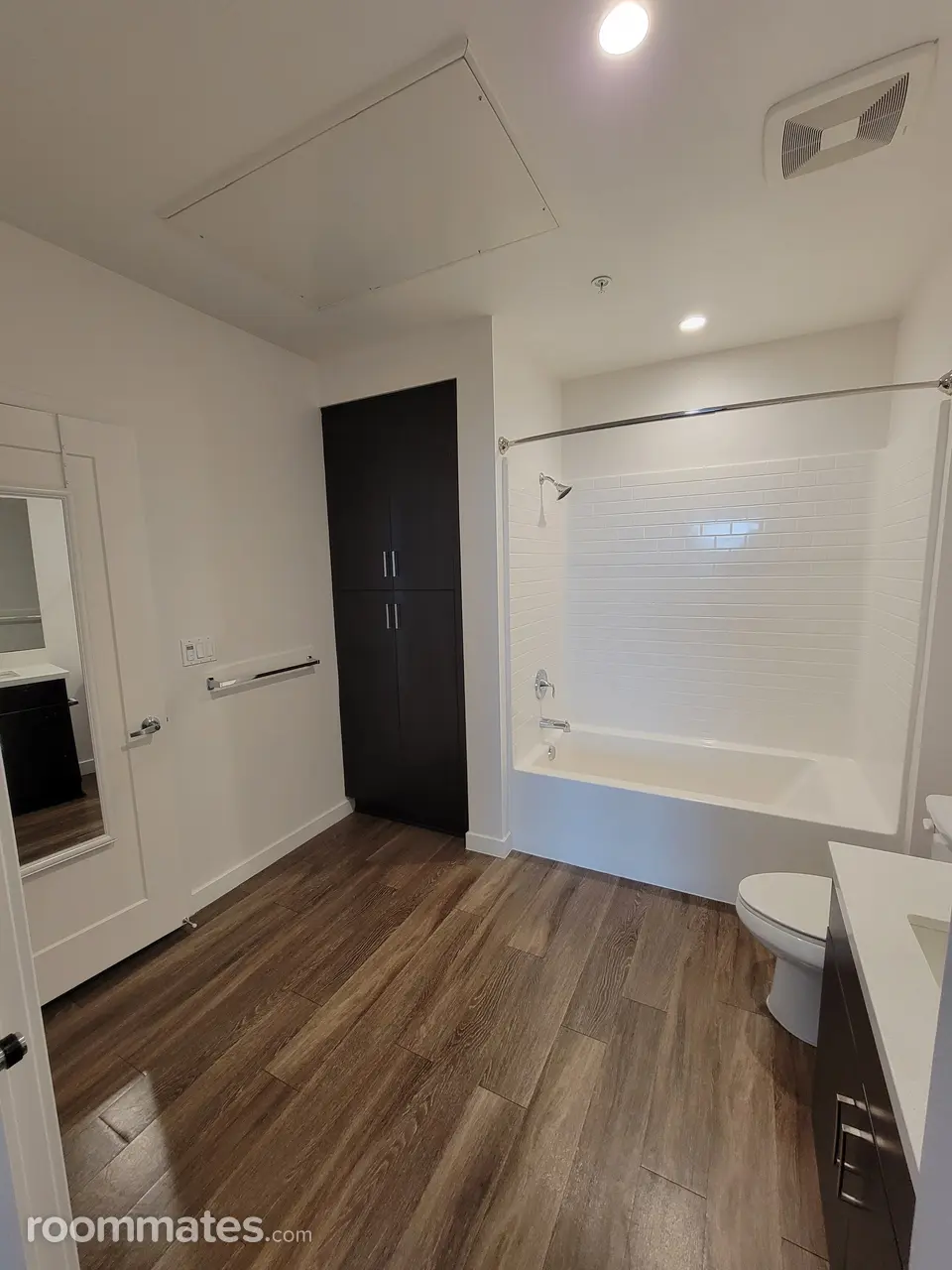 Profile photo 6 of 11