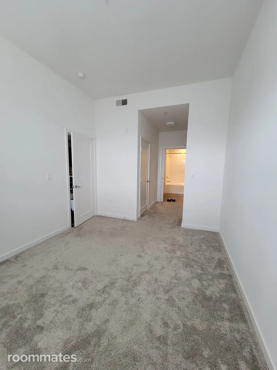 Profile photo 8 of 11