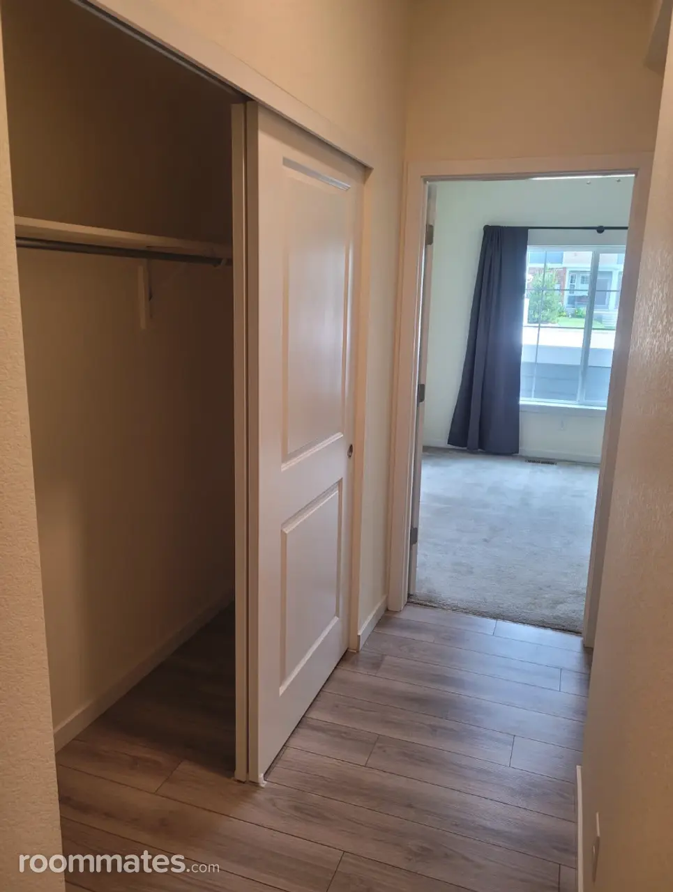 Profile photo 3 of 10