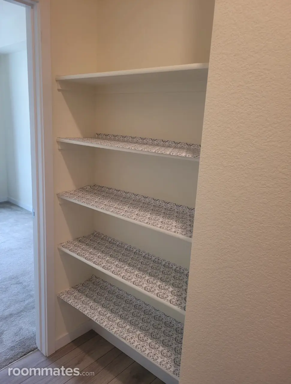 Profile photo 8 of 10